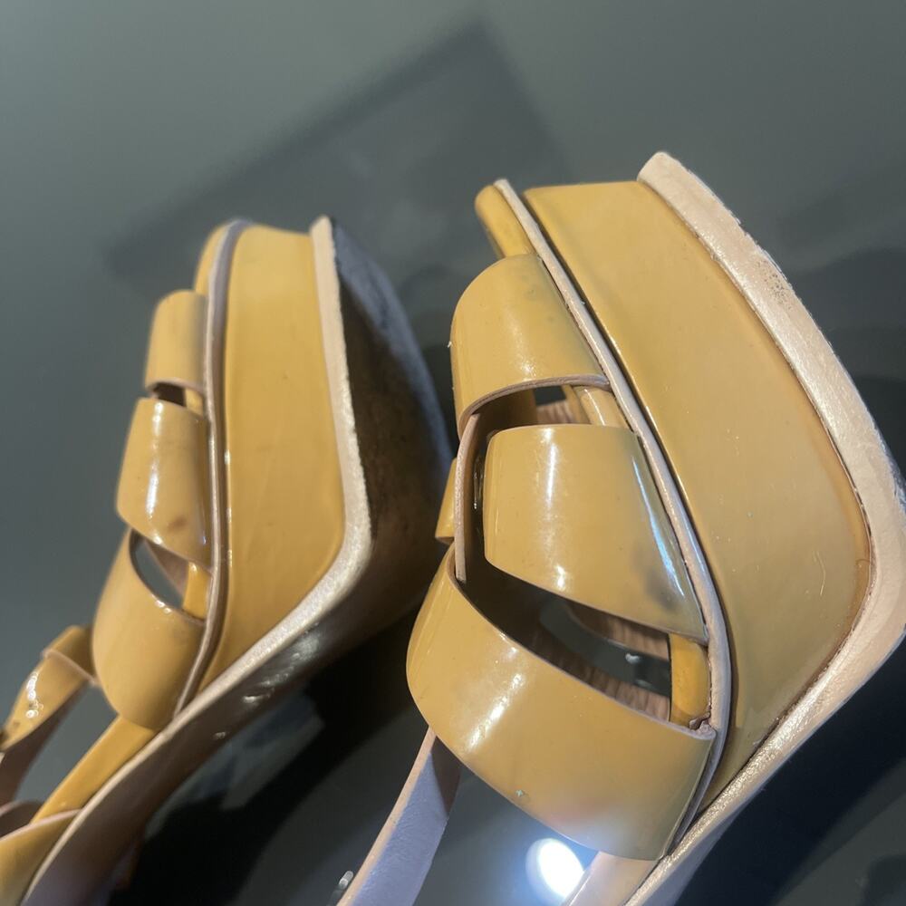 Yves Saint Laurent YSL Beige Patent Leather Tribute Platform Sandals Size 40.5 - Picture 13 of 14